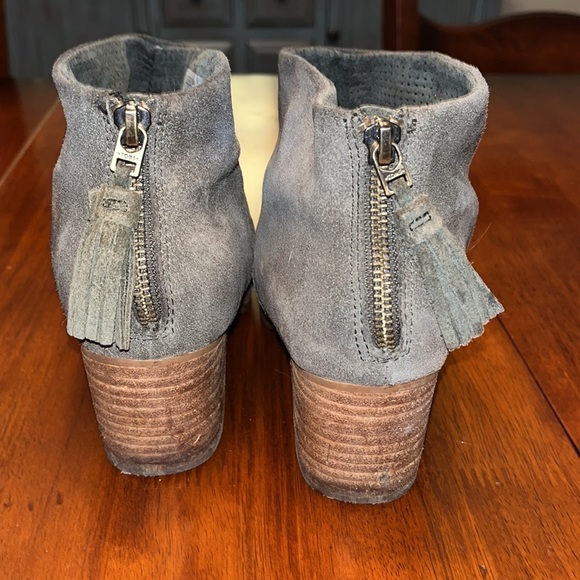 Toms Leila suede ankle boots gray-green color women’s sz 8 zip with tassles - Picture 4 of 9